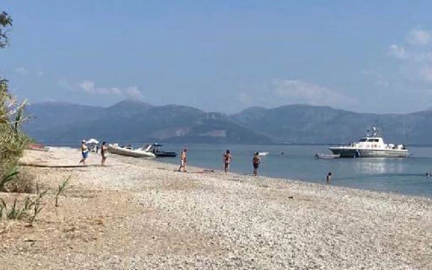 Πάτρα: Μεγάλη επιχείρηση του λιμενικού με σκάφη και ελικόπτερο για τον εντοπισμό διακινητών ναρκωτικών