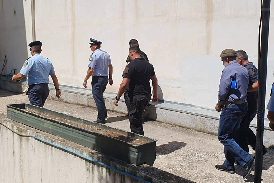 Ένοχος ο Κορκονέας για τη δολοφονία Γρηγορόπουλου - Αθώος ο Σαραλιώτης