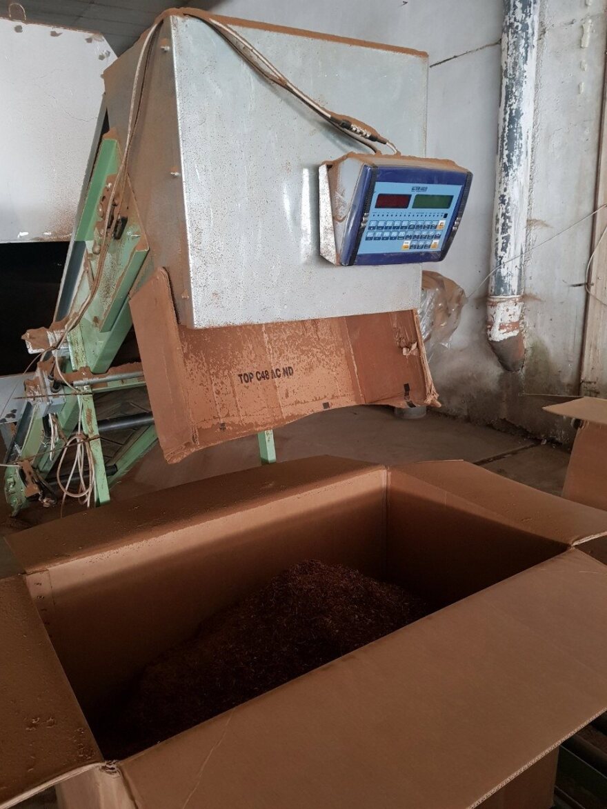 Μεγάλη επιχείρηση της ΕΛ.ΑΣ: Εντοπίστηκε το μεγαλύτερο εργοστάσιο παρασκευής λαθραίων τσιγάρων