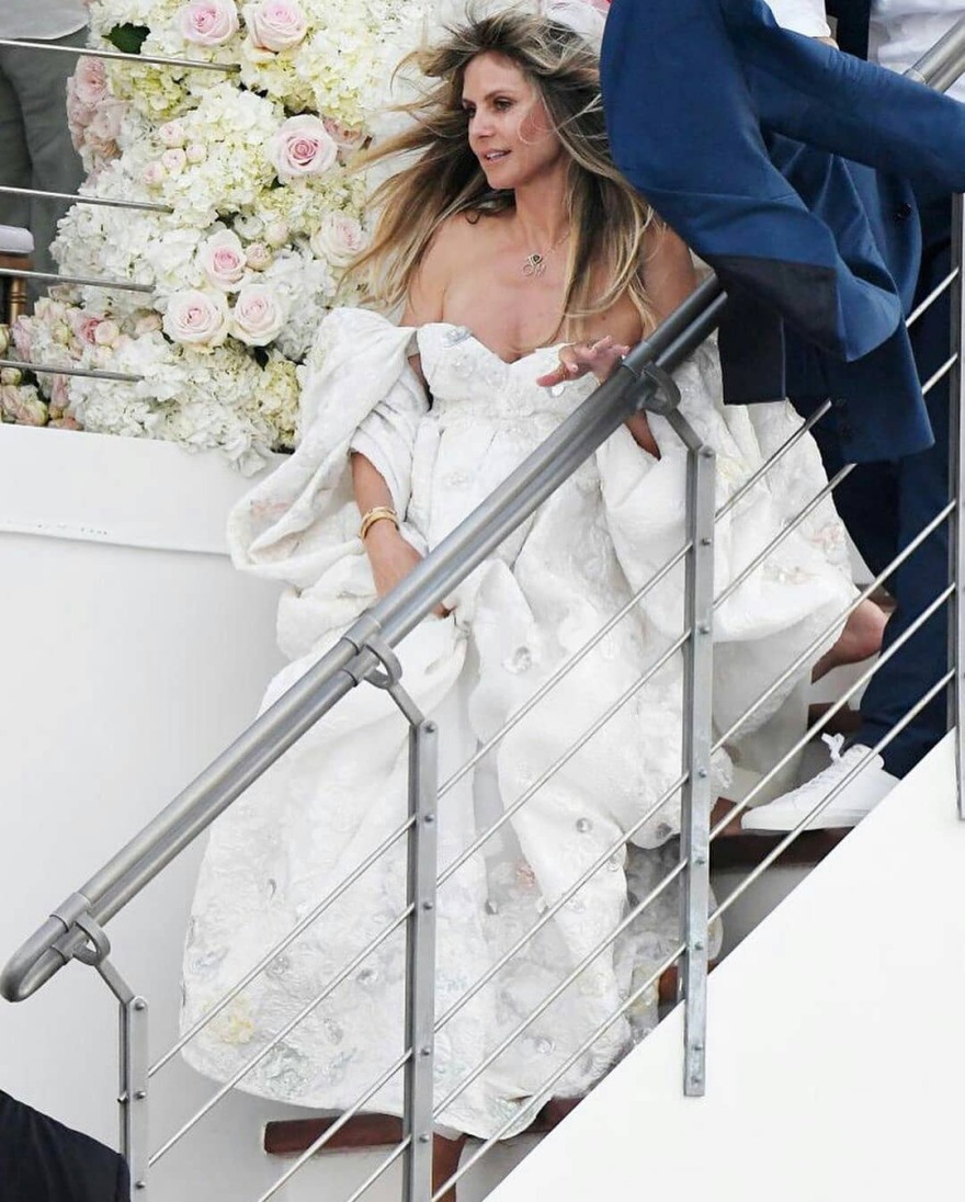 Χάιντι Κλουμ – Τομ Κάουλιτζ: Ο ονειρεμένος γάμος στη θαλαμηγό του Ωνάση