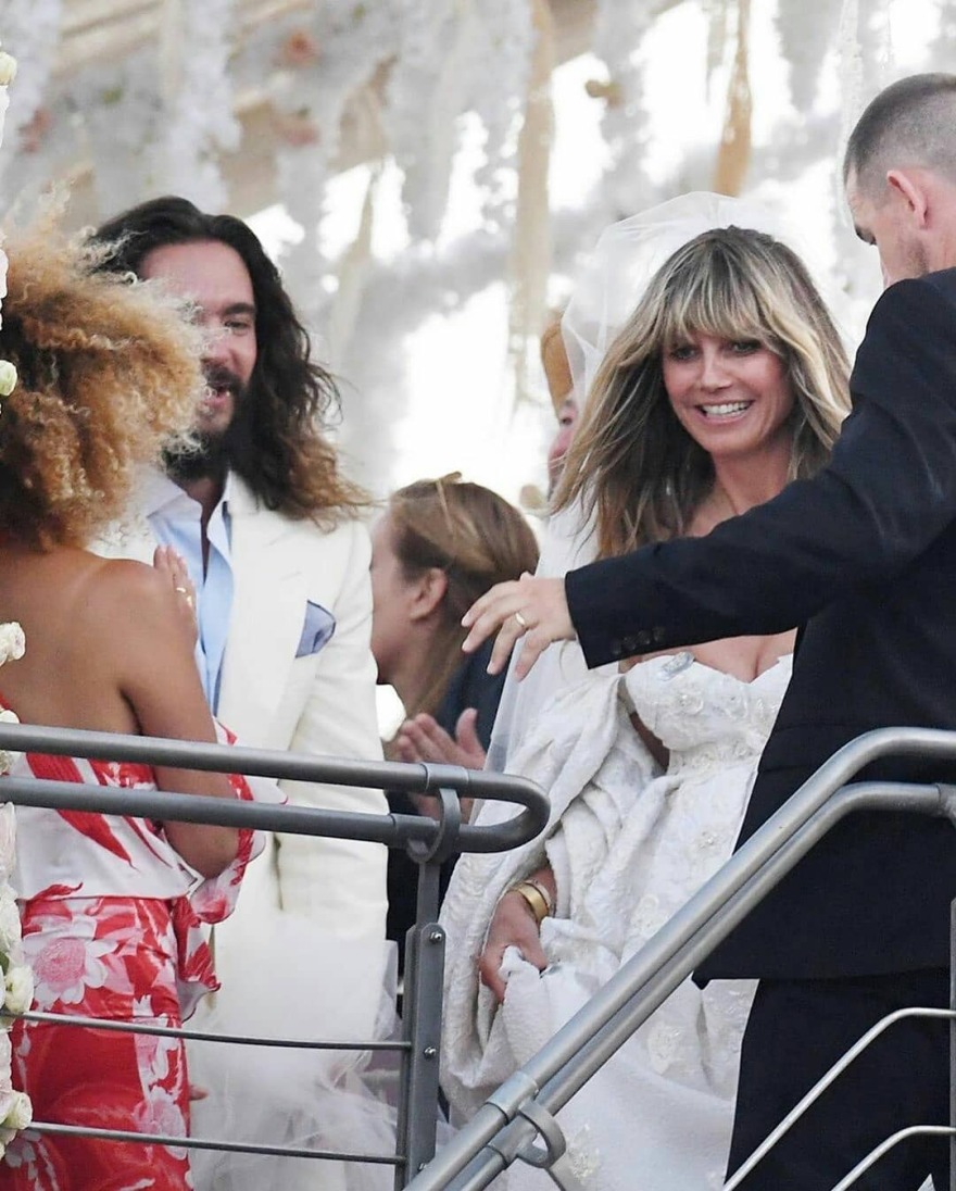 Χάιντι Κλουμ – Τομ Κάουλιτζ: Ο ονειρεμένος γάμος στη θαλαμηγό του Ωνάση