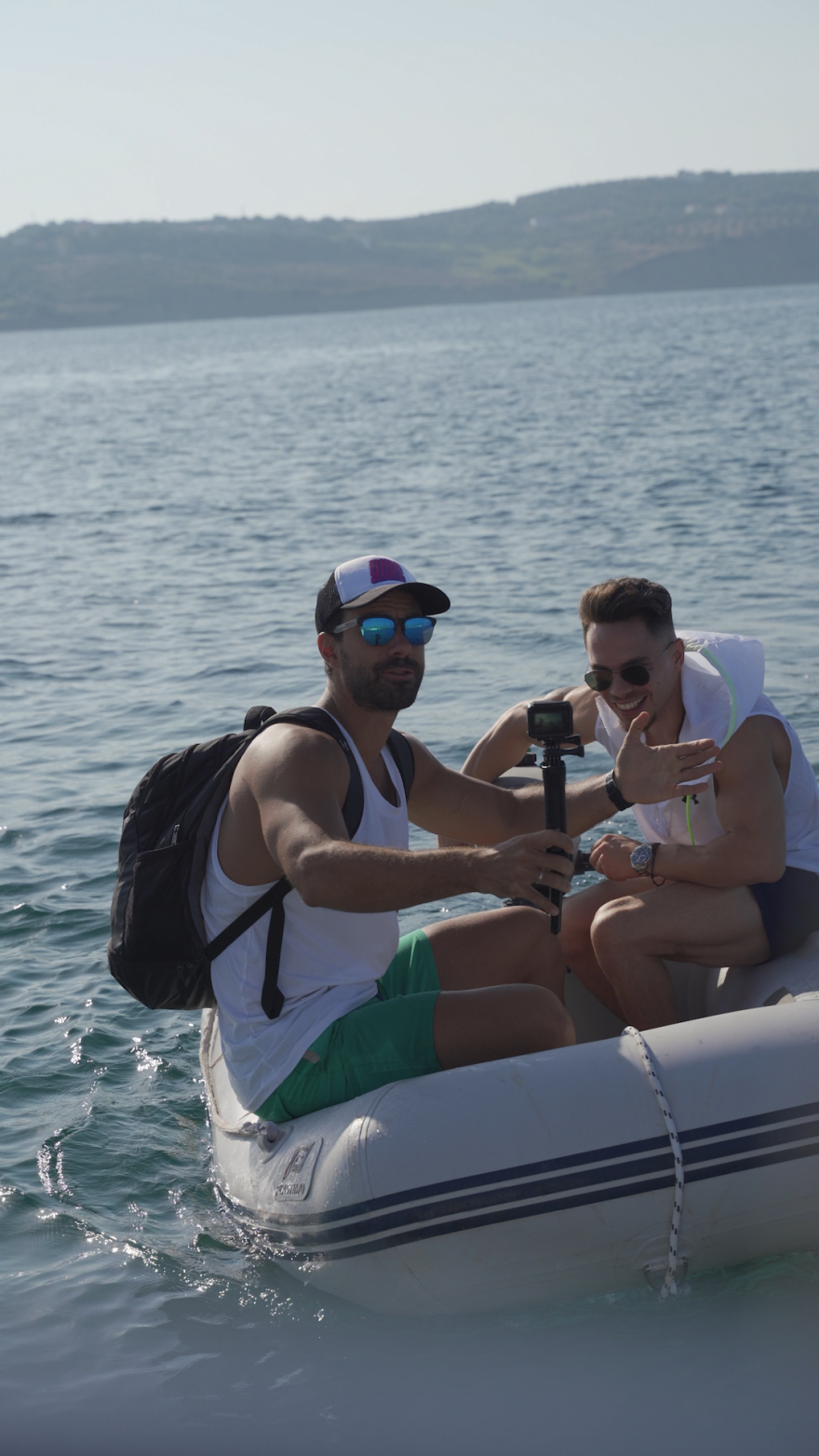 Τι σκαρώνουν ο Σάκης Τανιμανίδης και ο Λευτέρης Πετρούνιας;