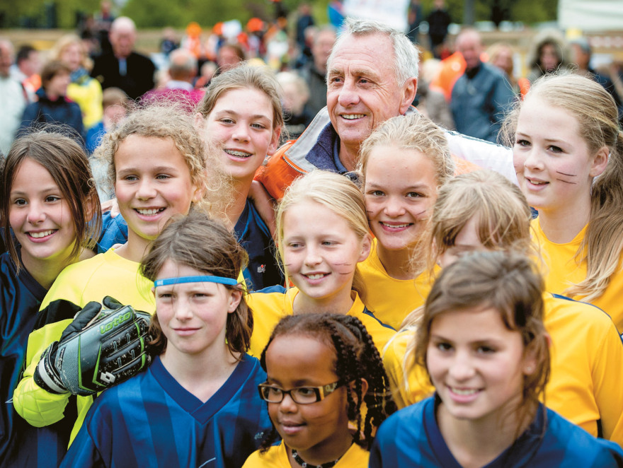 Άγιαξ: Το επιχειρηματικό μοντέλο που θα μπορούσε να είναι ελληνικό