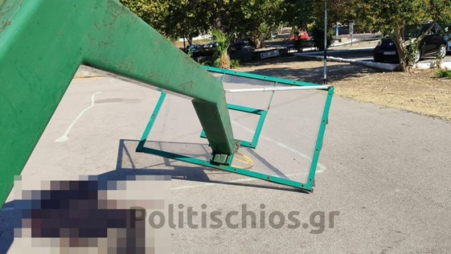 Τραγωδία στη Χίο: Ψάχνουν ποιος φταίει για την μπασκέτα που σκότωσε τον 19χρονο