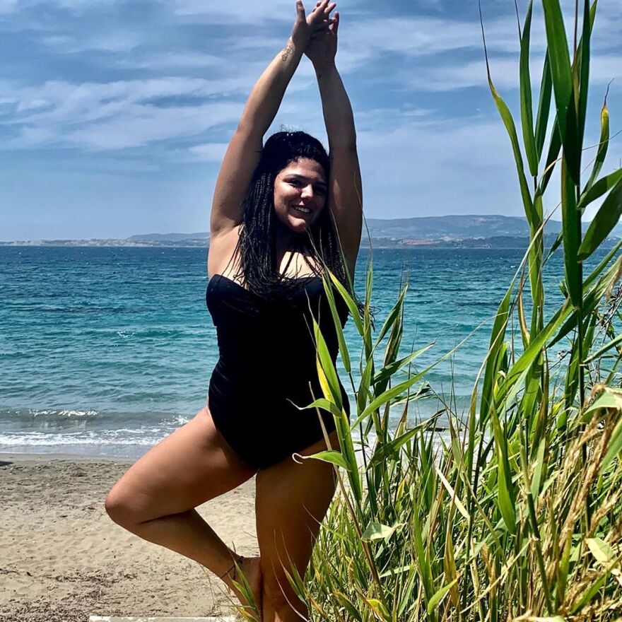 Δανάη Μπάρκα: Η νέα φωτογραφία με μαγιό και το μήνυμά της