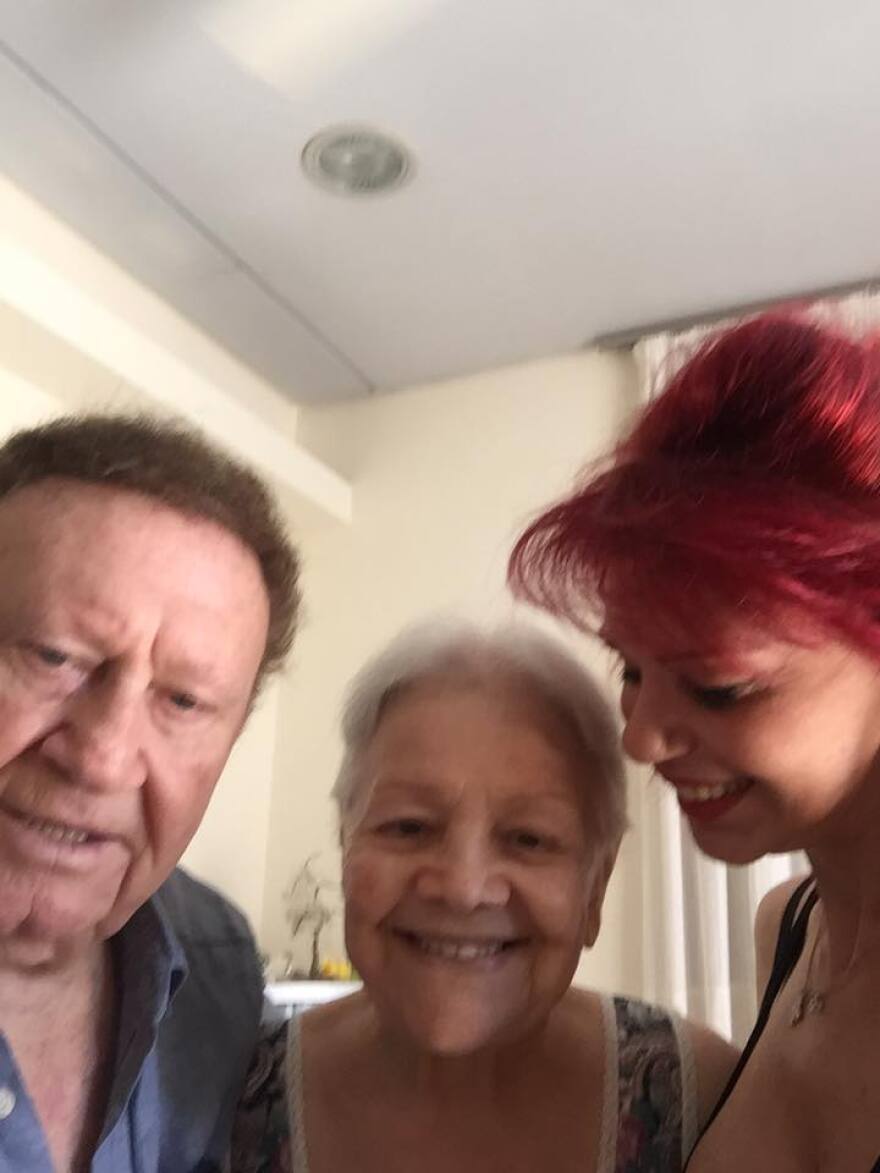 Η απρόσμενη επίσκεψη που δέχτηκε η Μαίρη Λίντα στο Γηροκομείο Αθηνών 