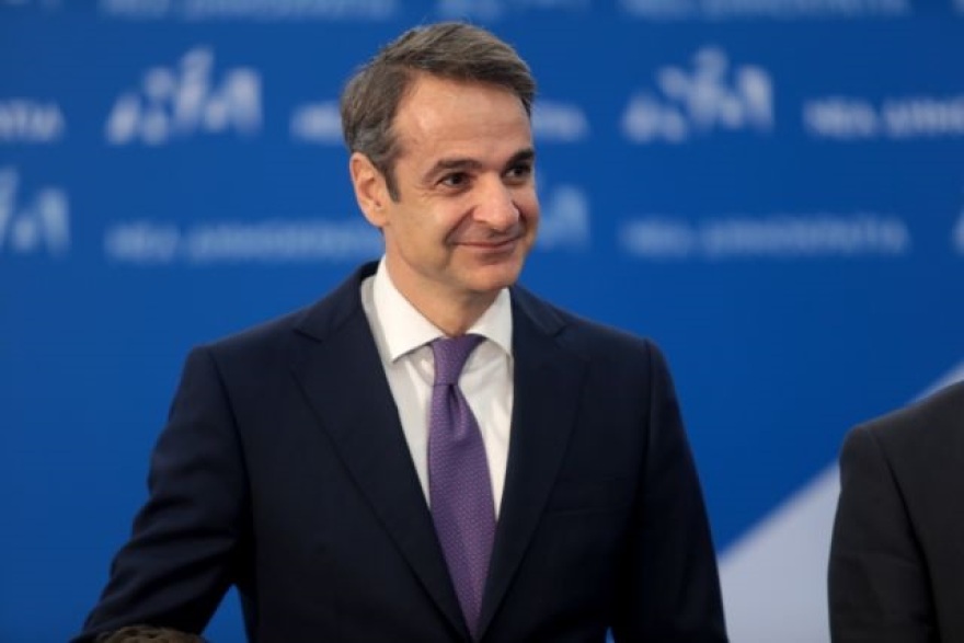 Ο Κυριάκος Μητσοτάκης επισκέφθηκε την έκθεση φωτογραφίας του αείμνηστου Γιάννη Μπεχράκη