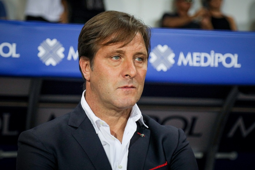 Ολυμπιακός: Νίκη 0-1 στην Πόλη και... «αγκαλιά» με την πρόκριση