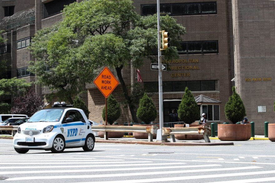 Ερωτήματα γύρω από την αυτοκτονία του Τζέφρι Έπσταϊν