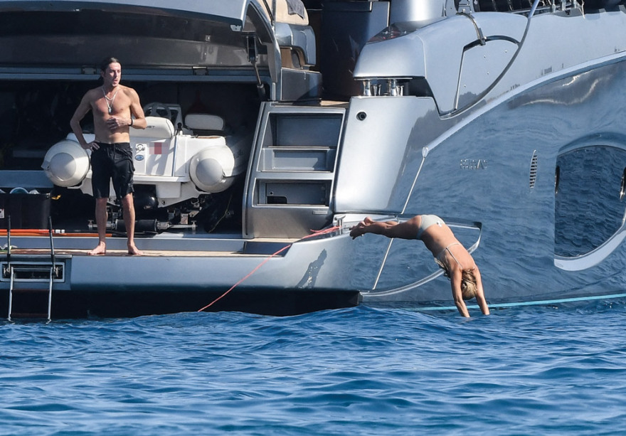 Κέιτ Μος: Βουτιές στο St. Tropez