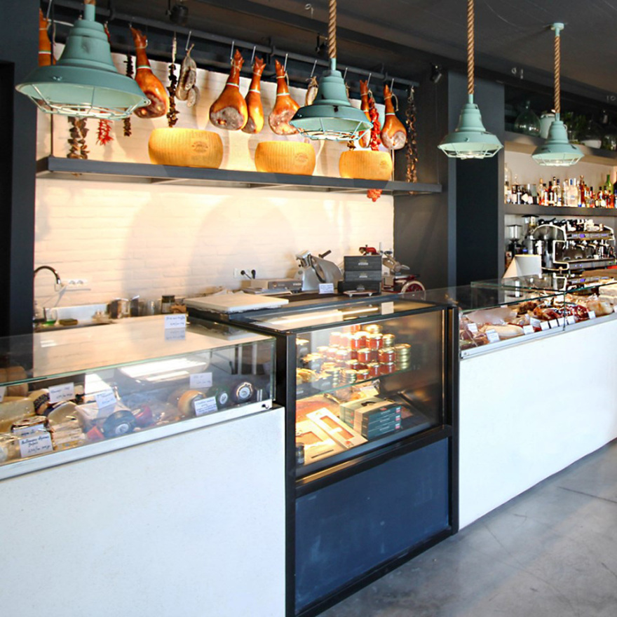 Το I Frati, έφερε μιλανέζικο αέρα στη Μύκονο