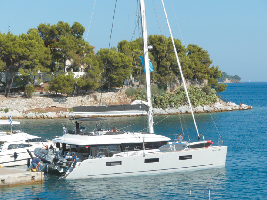 Σκιάθος: Πασαρέλα για dream yachts 