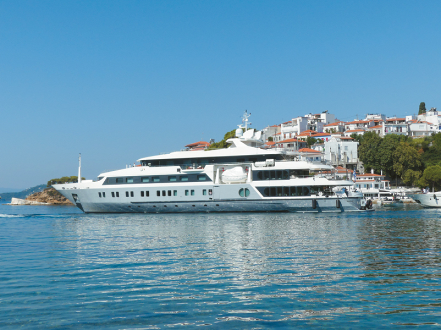 Σκιάθος: Πασαρέλα για dream yachts 
