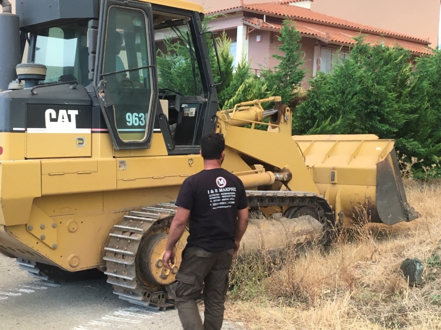 Εκτός ελέγχου η φωτιά στην Εύβοια - Εκκενώθηκαν τέσσερα χωριά