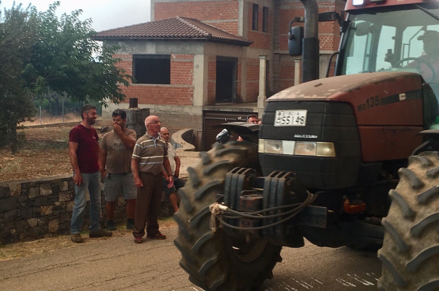 Εκτός ελέγχου η φωτιά στην Εύβοια - Εκκενώθηκαν τέσσερα χωριά