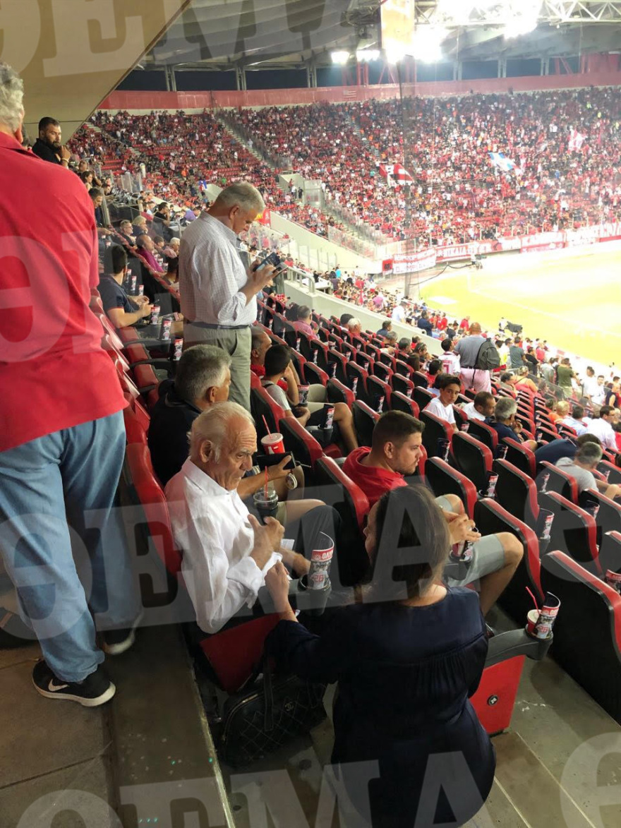 Στα... VIP του «Γεώργιος Καραϊσκάκης» o Τσοχατζόπουλος