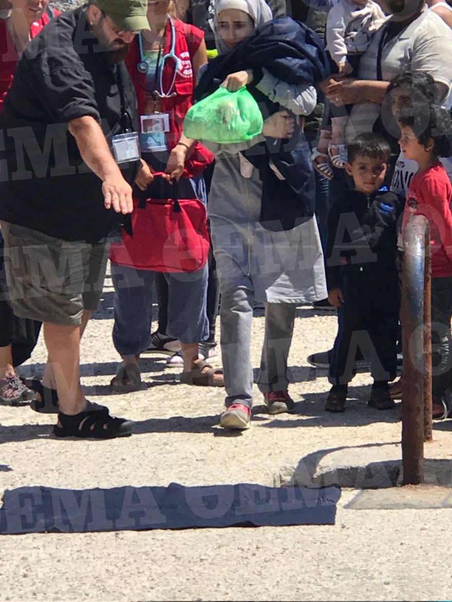 Πρόσφυγες στα Πάρπαντα Καρδαμύλων - Ένας νεκρός