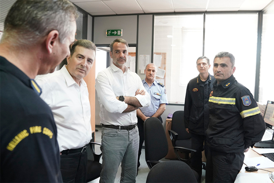 Μητσοτάκης για φωτιά στην Εύβοια: Πρώτο μέλημά μας η προστασία της ανθρώπινης ζωής