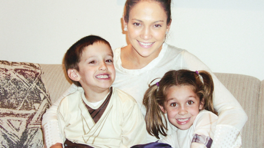 Κωνσταντίνος Βενετόπουλος: Από τις κρουαζιέρες στο ντοκιμαντέρ με την οικογένεια Λόπεζ 