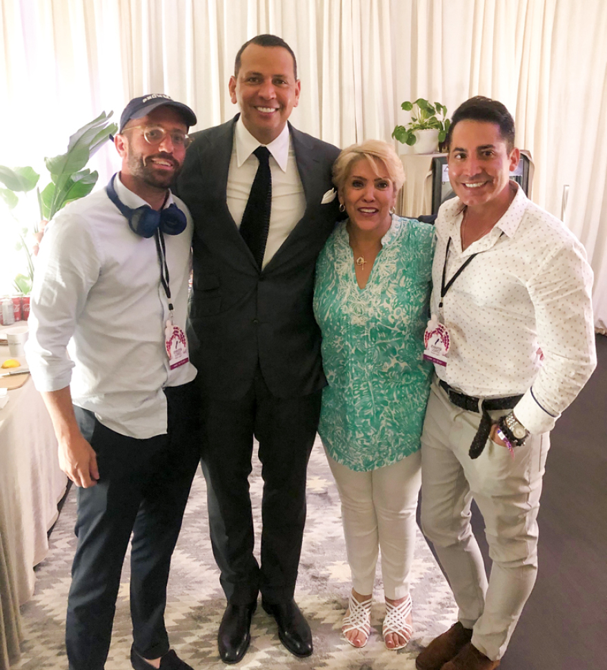 Κωνσταντίνος Βενετόπουλος: Από τις κρουαζιέρες στο ντοκιμαντέρ με την οικογένεια Λόπεζ 