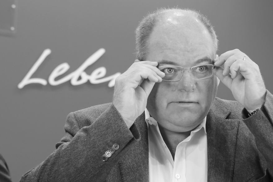 Πώς η Μέρκελ «σκότωσε» τη γυναίκα του μέντορά της Χέλμουτ Κολ