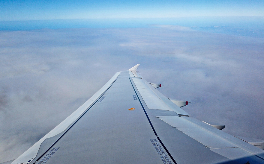 Φωτογραφιές: Ο καπνός στην Εύβοια μέσα από την καμπίνα αεροπλάνου