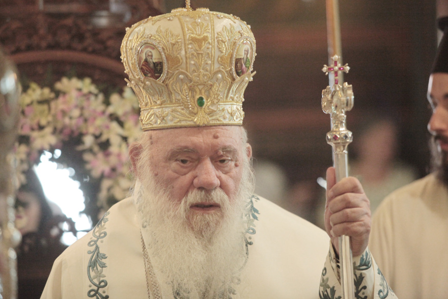 Αρχιεπίσκοπος Ιερώνυμος από την Ύδρα: «Αυτός ο τόπος πήγε μπροστά όταν ήταν ενωμένος και αγαπημένος»