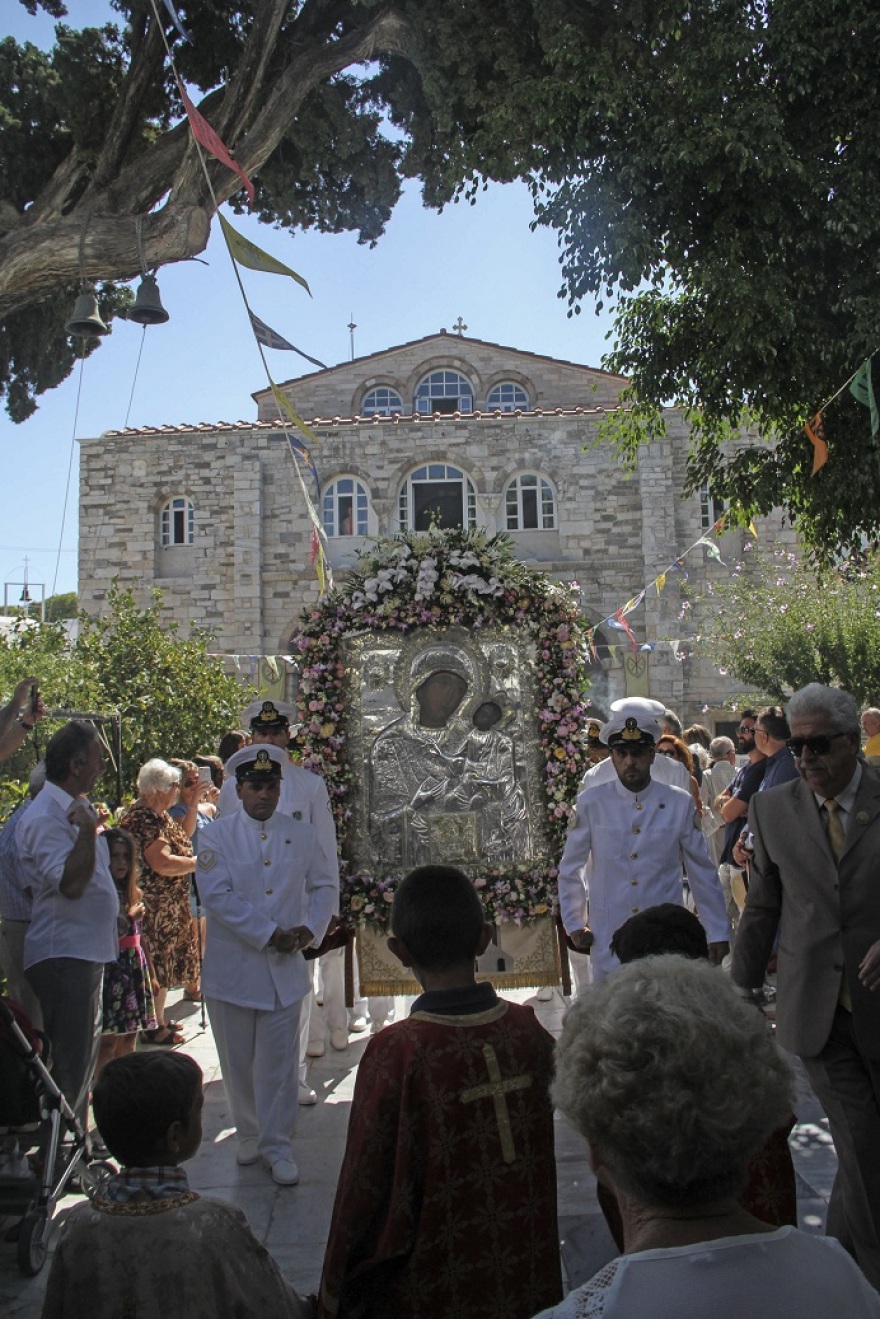 Δεκαπενταύγουστος 2019: Οι Έλληνες γιορτάζουν «Το Πάσχα του καλοκαιριού»