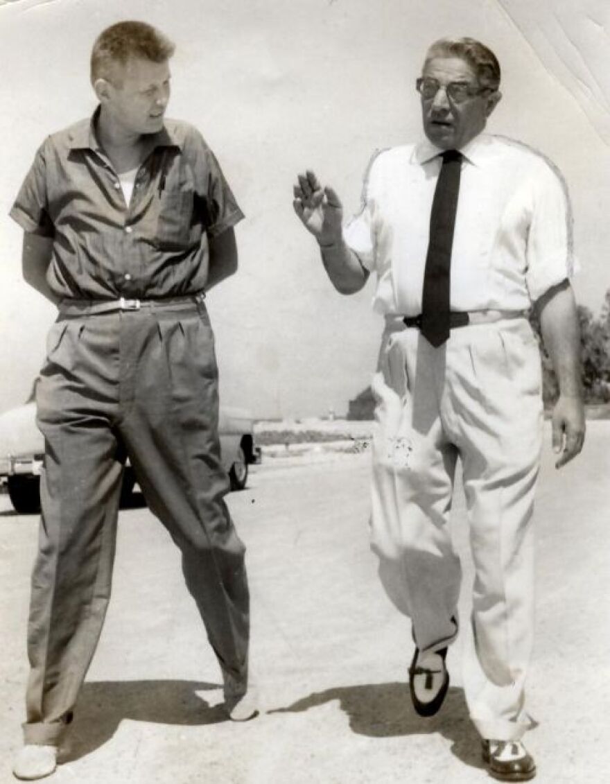 Πέθανε ο δημοσιογράφος και βιογράφος του Ωνάση Δημήτρης Λυμπερόπουλος