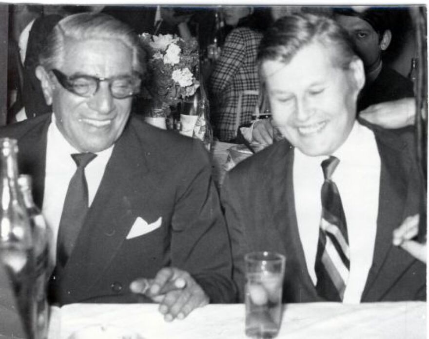 Πέθανε ο δημοσιογράφος και βιογράφος του Ωνάση Δημήτρης Λυμπερόπουλος