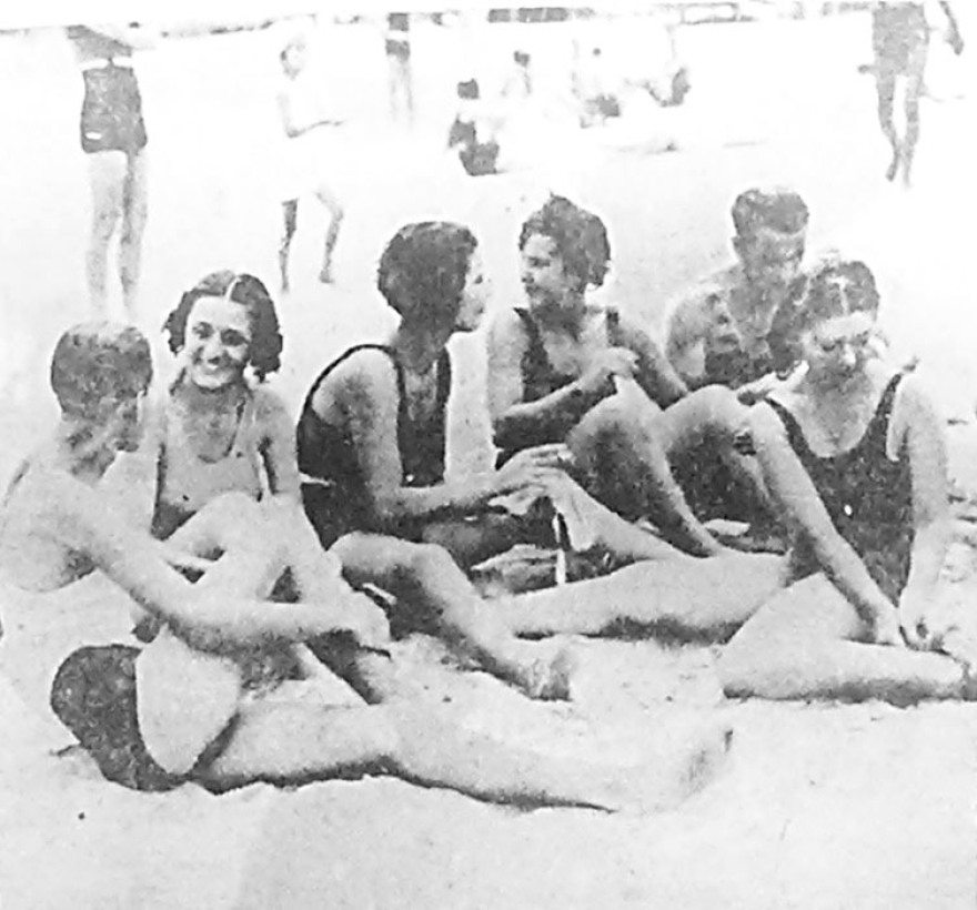 Σαράντα υπό σκιάν