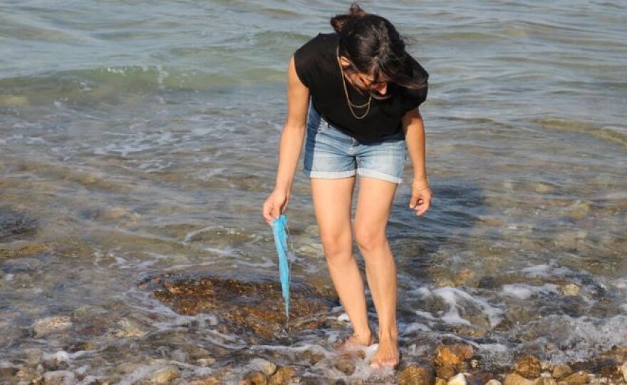 BBC: Πάρος, το παραδεισένιο νησί της Ελλάδας που θέλει να απαλλαχθεί από το πλαστικό