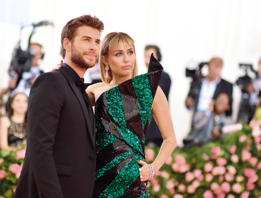 Μάιλι Σάιρους: Ποπ είδωλο εκτός ορίων