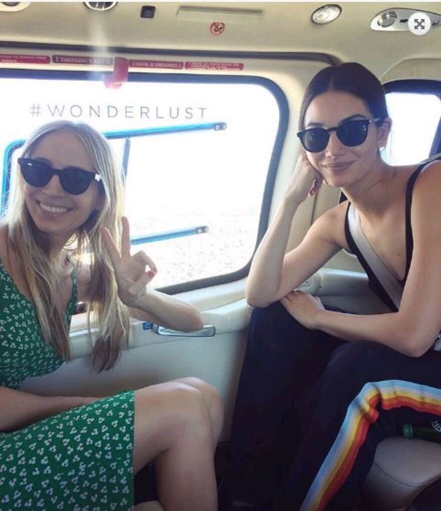 «IFLY»: Ρονάλντο, Ντε Νίρο, Τομ Χανκς, έχουν πετάξει με την εταιρία του ελικοπτέρου που έπεσε στον Πόρο