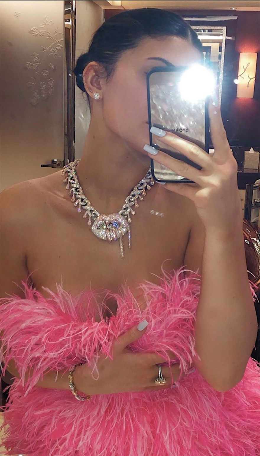 Kylie Jenner: Χρυσά γενέθλια εν πλω για την 22χρονη billionaire