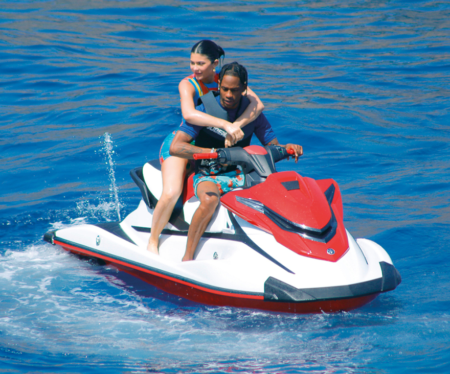 Kylie Jenner: Χρυσά γενέθλια εν πλω για την 22χρονη billionaire