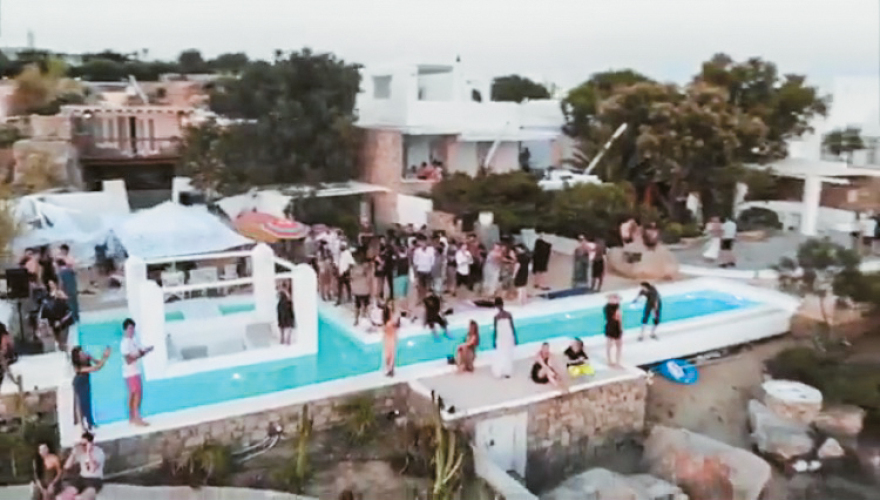 Μύκονος: Πριβέ πάρτι με sex, drugs και €1.000 είσοδο