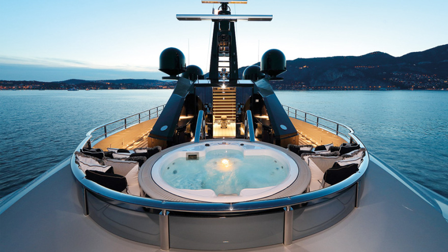 Yacht Society: Οι ελληνικές σκαφάτες διακοπές