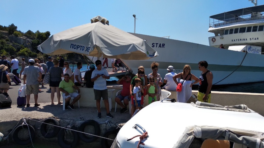 Σπέτσες: Το master plan για το λιμάνι και τα σχέδια για τον θαλάσσιο τουρισμό 