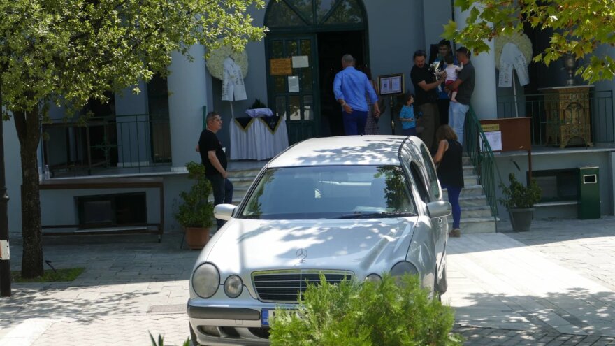 Ελισάβετ Ναζλίδου: Θλίψη στην κηδεία της ηθοποιού