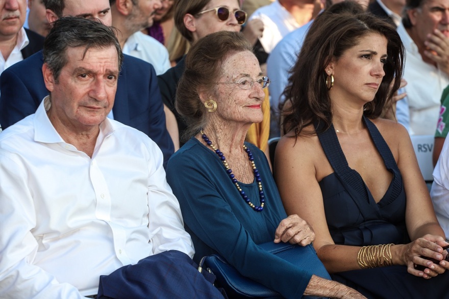 Ορκίστηκε δήμαρχος ο Κώστας Μπακογιάννης: Θα είμαι υπηρέτης των Αθηναίων