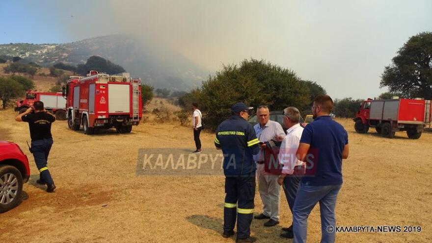 Φωτιές σε Καλάβρυτα, Κέρκυρα, Φάρσαλα και Άσπρα Σπίτια