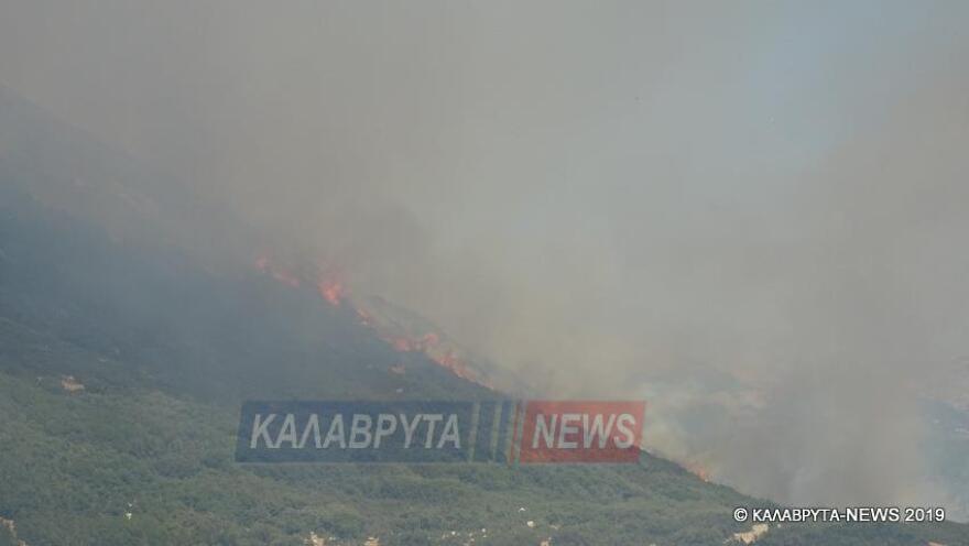 Φωτιές σε Καλάβρυτα, Κέρκυρα, Φάρσαλα και Άσπρα Σπίτια