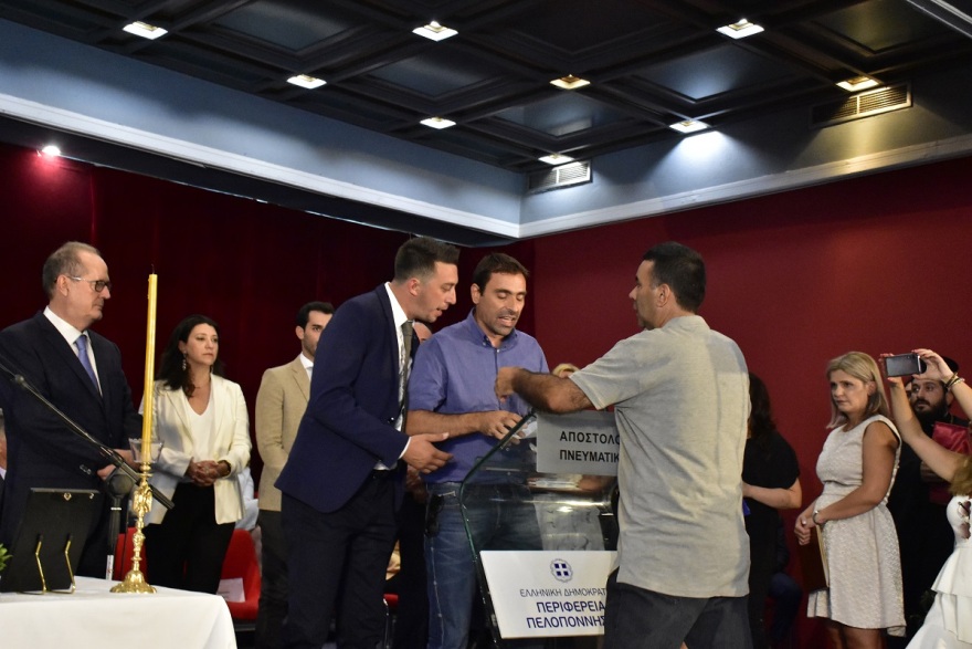 Τρίπολη: «Επεισοδιακή» η ορκωμοσία Νίκα για την Περιφέρεια Πελοποννήσου