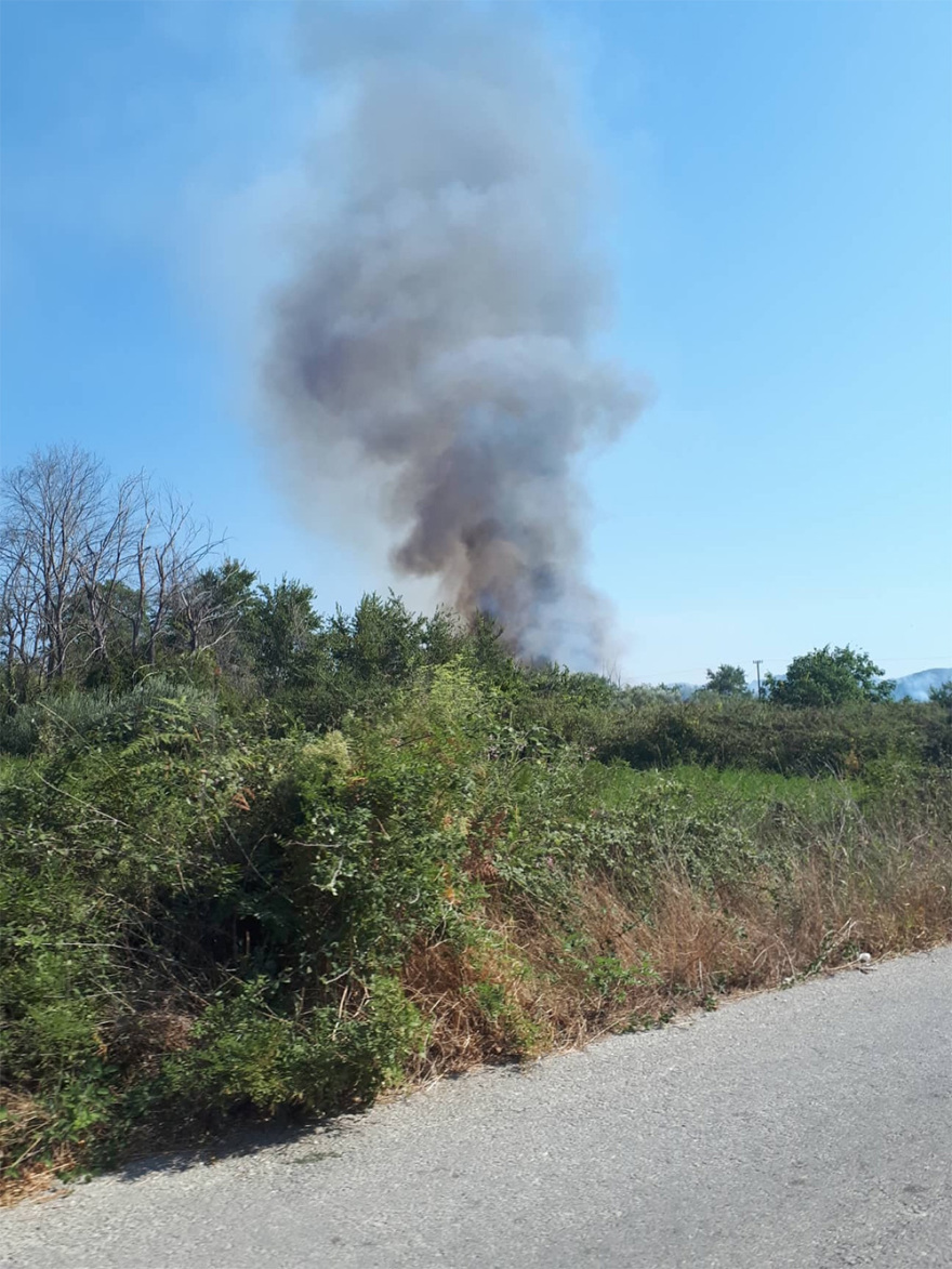 Κέρκυρα: Υπό έλεγχο η μεγάλη πυρκαγιά, που οδήγησε σε εκκένωση δύο χωριών