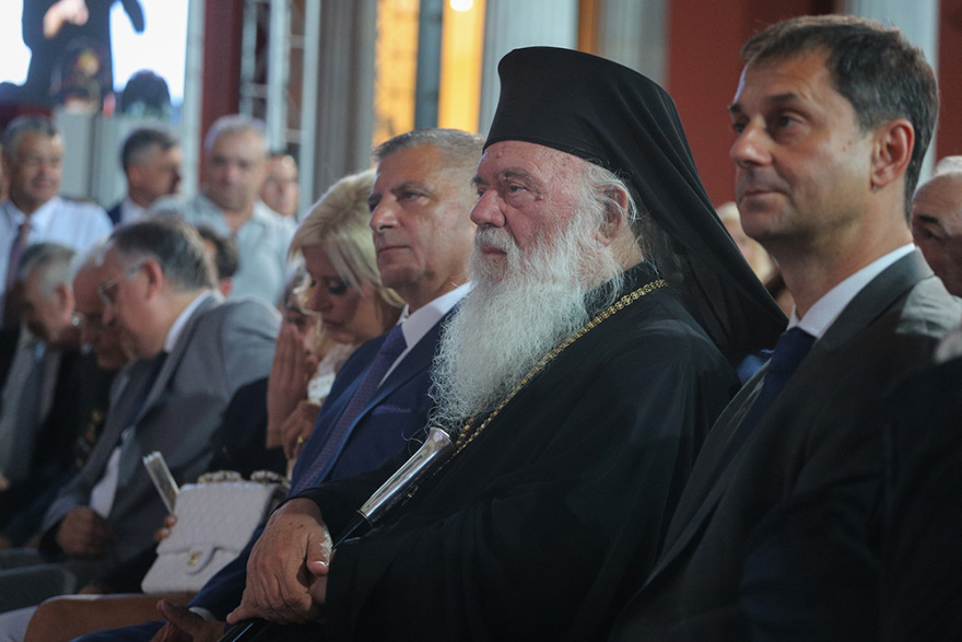 Γιώργος Πατούλης: Ορκίστηκε περιφερειάρχης Αττικής - Η εντυπωσιακή εμφάνιση της Μαρίνας Πατούλη (φωτό)