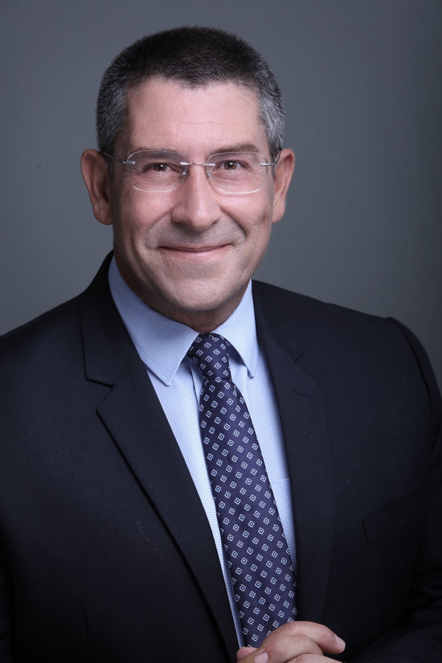 O Ακης Παυλόπουλος έδωσε τα χέρια με το Open 