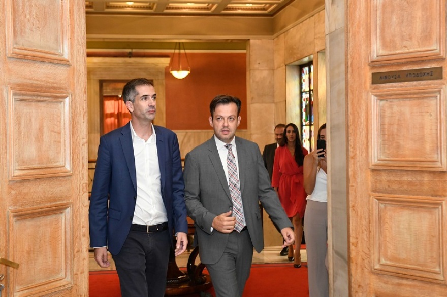Μπακογιάννης στην παράδοση-παραλαβή του Δήμου Αθηναίων: Είναι ώρα για δουλειά