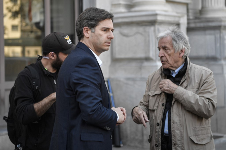 Φεστιβάλ Βενετίας: Πρεμιέρα για το «Ενήλικοι στο δωμάτιο» - Πώς παρουσιάζονται Τσίπρας, Βαρουφάκης