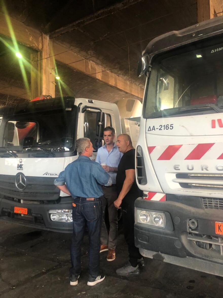 «Πρεμιέρα» στη διευθύνση καθαριότητας του δήμου Αθηναίων για τον Μπακογιάννη